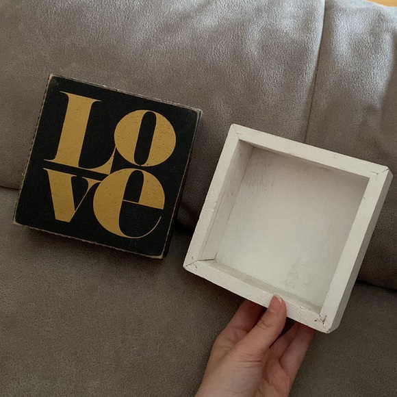 Wooden block signs - Picture 3 of 3